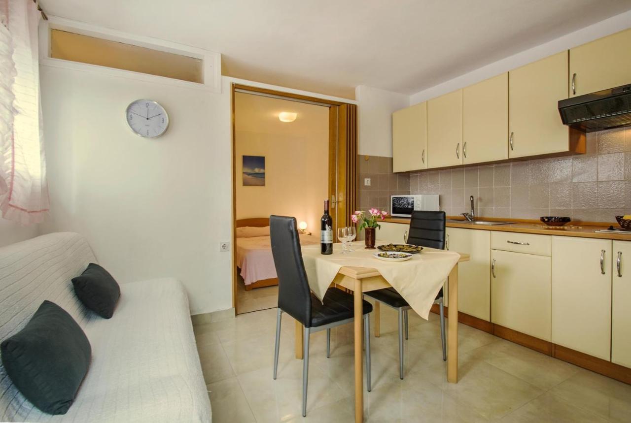 Apartments With A Parking Space Rabac, Labin - 7622 Εξωτερικό φωτογραφία